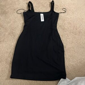 Black bodycon party dress